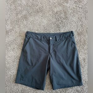 Men’s Lululemon Size 36 Grey Shorts